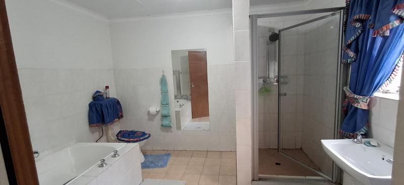3 Bedroom Property for Sale in Bothaville Free State